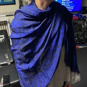 French Connection WOMENS SCARF